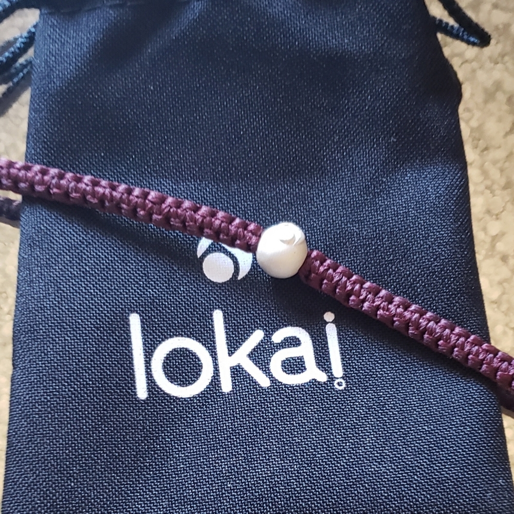 Cord Lokai. Size Medium